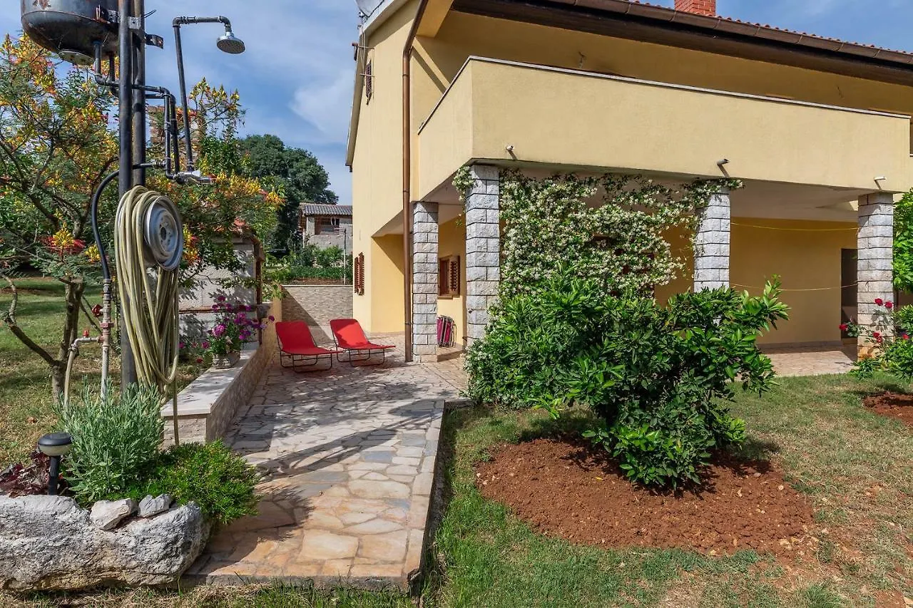 Guest House Ravnic Porec